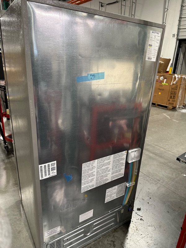 Photo 9 of Frigidaire Gallery 27.8-cu ft French Door Refrigerator with Dual Ice Maker (Fingerprint Resistant Stainless Steel) ENERGY STAR
*per notes no damage* *door handles included - needs to be assembles- scratches on door handles*