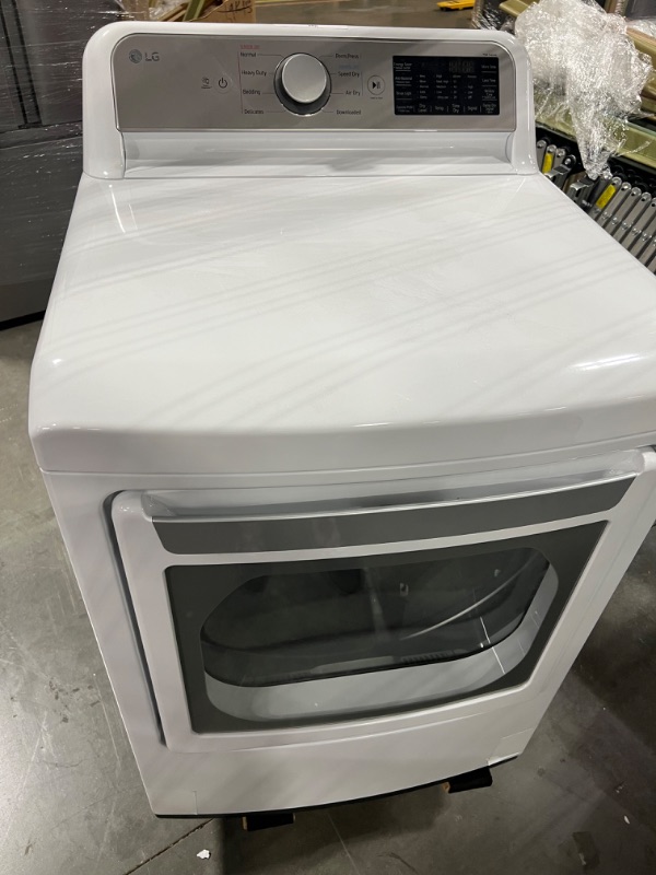 Photo 2 of LG EasyLoad 7.3-cu ft Smart Electric Dryer (White) ENERGY STAR