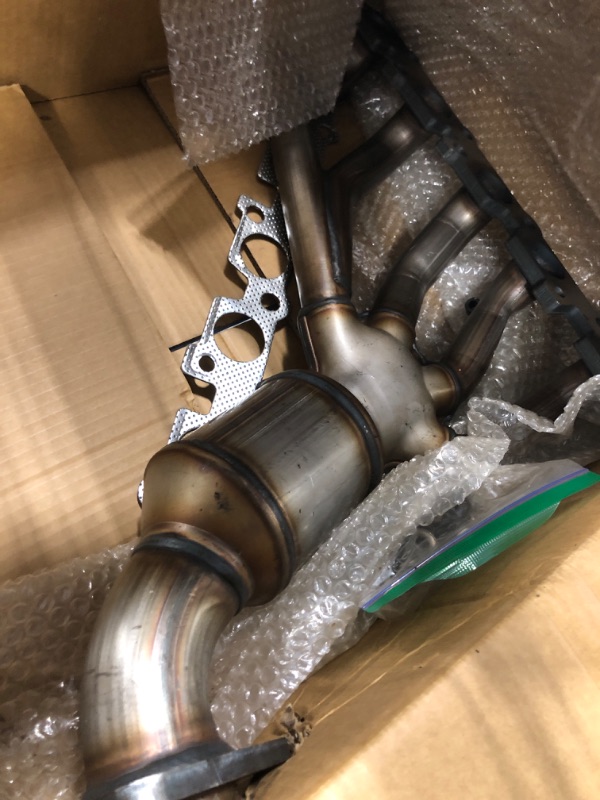 Photo 1 of A-Premium Front Exhaust Manifold Catalytic Converter Kit Direct-Fit Compatible with Chevy Colorado 2007-2012 & GMC Canyon 2007-2012 & Hummer H3 2007-2008 & Isuzu i-370 2007-2008, 3.7L, EPA Compliant
