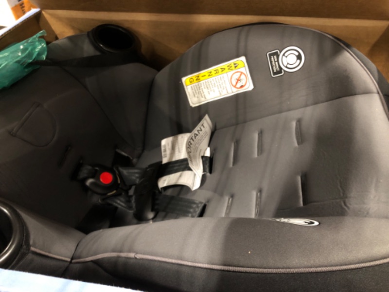 Photo 3 of Cosco Onlook 2-in-1 Convertible Car Seat, Rear-Facing 5-40 pounds and Forward-Facing 22-40 pounds and up to 43 inches, Black Arrows