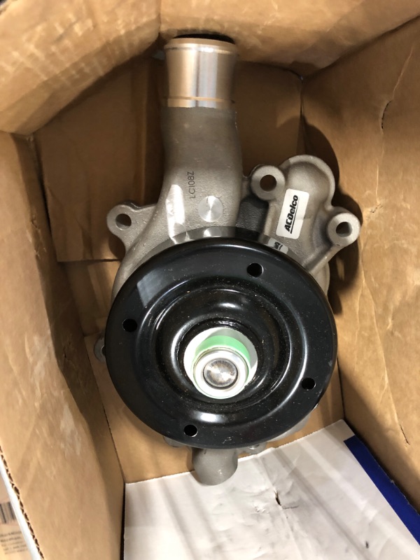 Photo 3 of ACDelco Professional 252-1025 Engine Water Pump