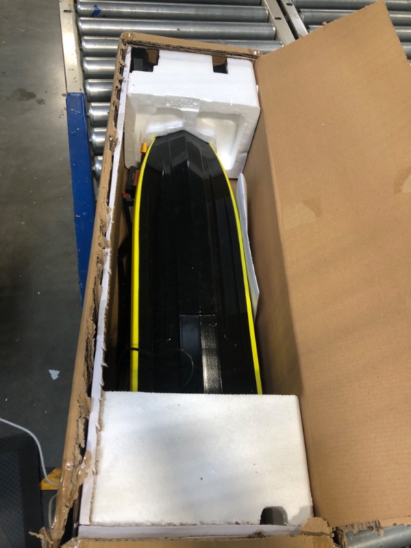 Photo 1 of VOLANTEXRC Brushless Remote Control Boat Vector SR65 37MPH High-Speed Brushless RC Boat RC Boats for Adults Fast RC Boat with Self-righting & Reverse Function for Adults Toy Gifts (792-5 RTR) Yellow 37mph