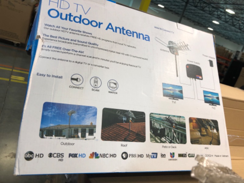 Photo 1 of Five Star Outdoor HD TV Antenna Strongest Up to 150 Miles Long Range with Motorized 360 Degree Rotation, UHF/VHF/FM Radio Infrared Remote Control with Mounting Pole & 40FT RG6 Coax Cable Support 2 TVs Antenna+Pole