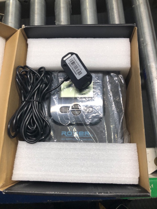 Photo 1 of Renogy Advanced Rover Li 40 Amp 12V/24V DC Input MPPT Solar Charge Controller with Bluetooth and LCD Screen and Multiple LED Indicators
