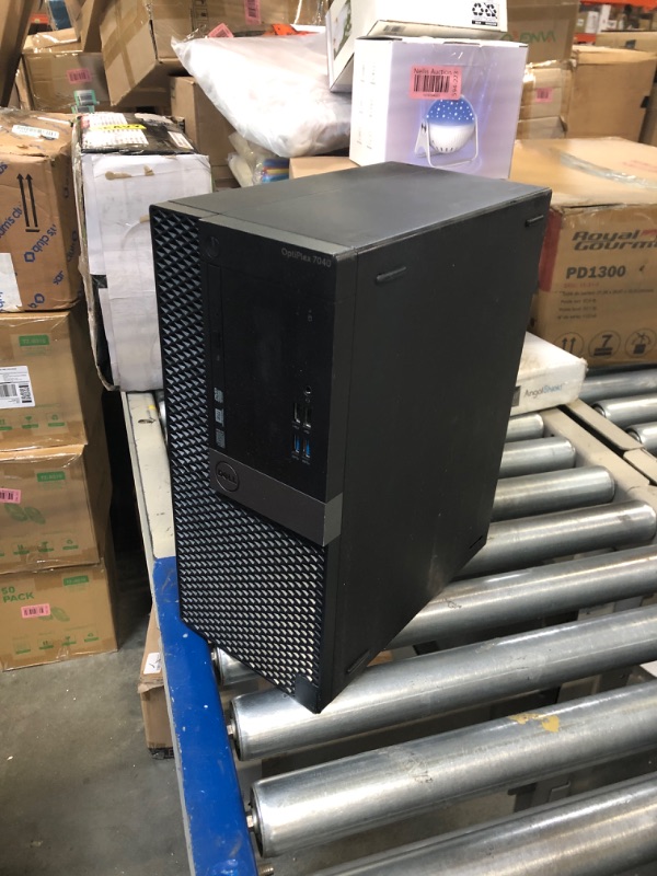 Photo 3 of Dell Optiplex 7040 Mini Tower, Intel Core 6th Generation i5-6500 Processor, 8 GB DDR4, 1 TB HDD, Windows 10 Pro (Renewed)
***No cords, just the PC***