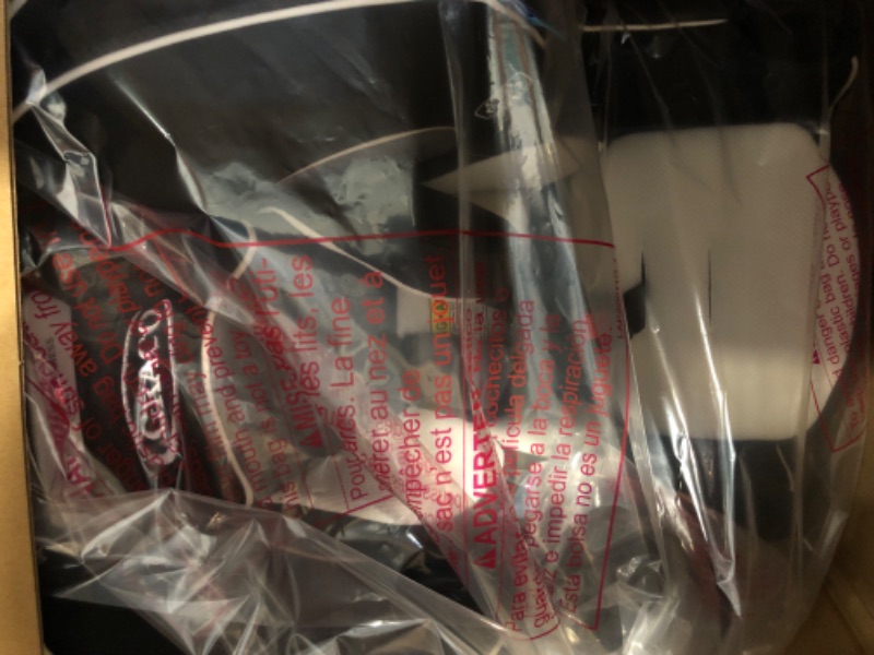 Photo 1 of Graco Extend2Fit Convertible Car Seat, Gotham