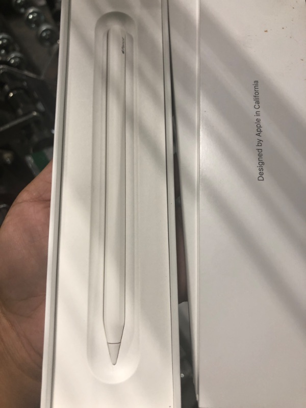 Photo 3 of Apple Pencil (2nd Generation)