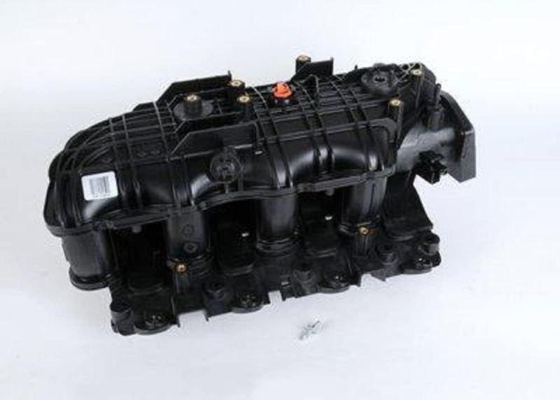 Photo 1 of GM Genuine Parts 12639087 Intake Manifold Assembly
\ item slightly differs in design ** 