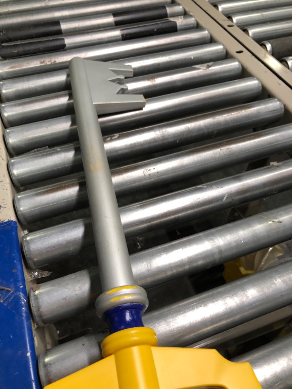 Photo 1 of Square Enix Kingdom Hearts: Light-Up Kingdom Key Keyblade 14 Inch