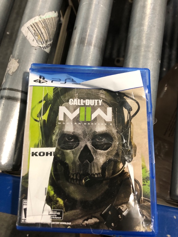 Photo 2 of Call of Duty: Modern Warfare II - PlayStation 5 PlayStation 5 Standard Edition