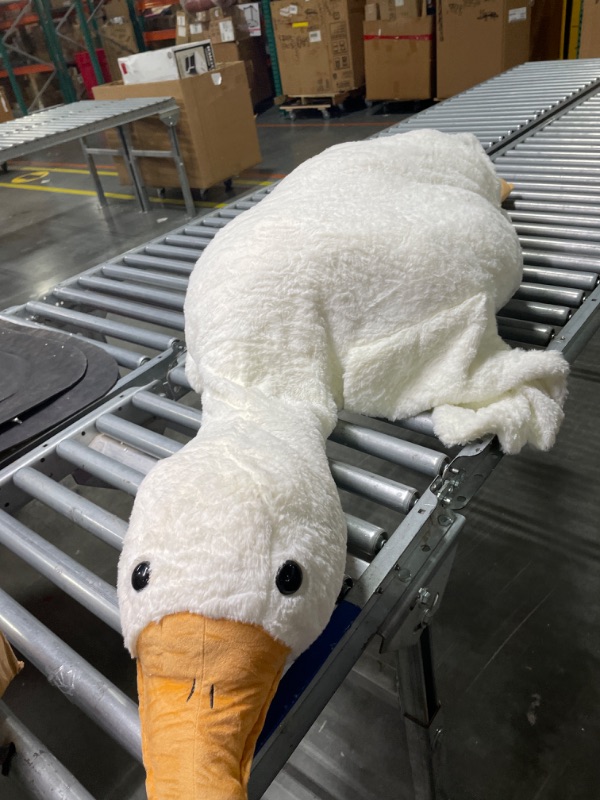 Photo 2 of BXEBUI 63 in Giant White Goose Plush, Goose Stuffed Animal Pillow, Very Huge Body Goose Plush Toys Hugging Pillow Gifts (63 in)