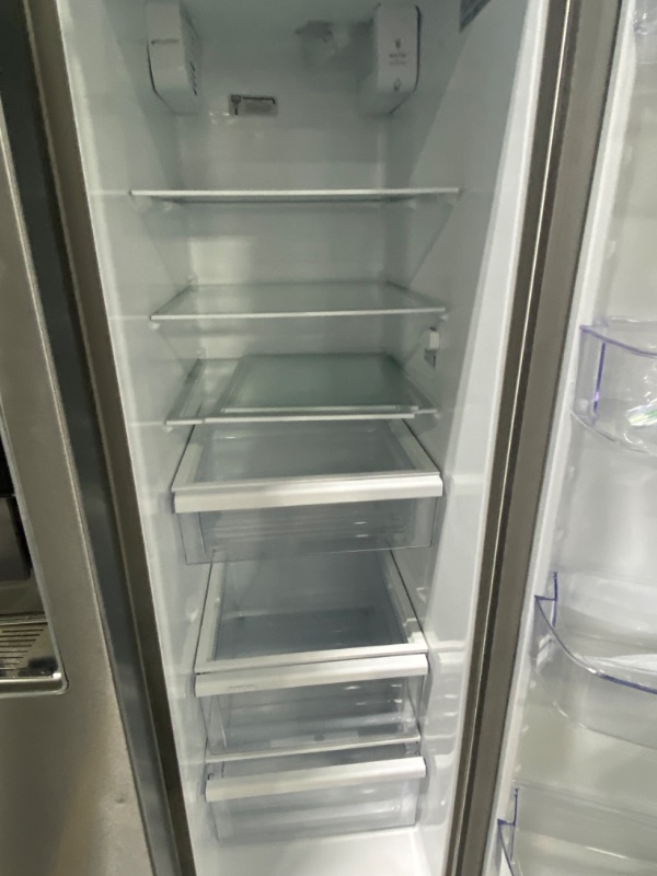 Photo 5 of Whirlpool 28.4-cu ft Side-by-Side Refrigerator with Ice Maker (Fingerprint Resistant Stainless Steel)
