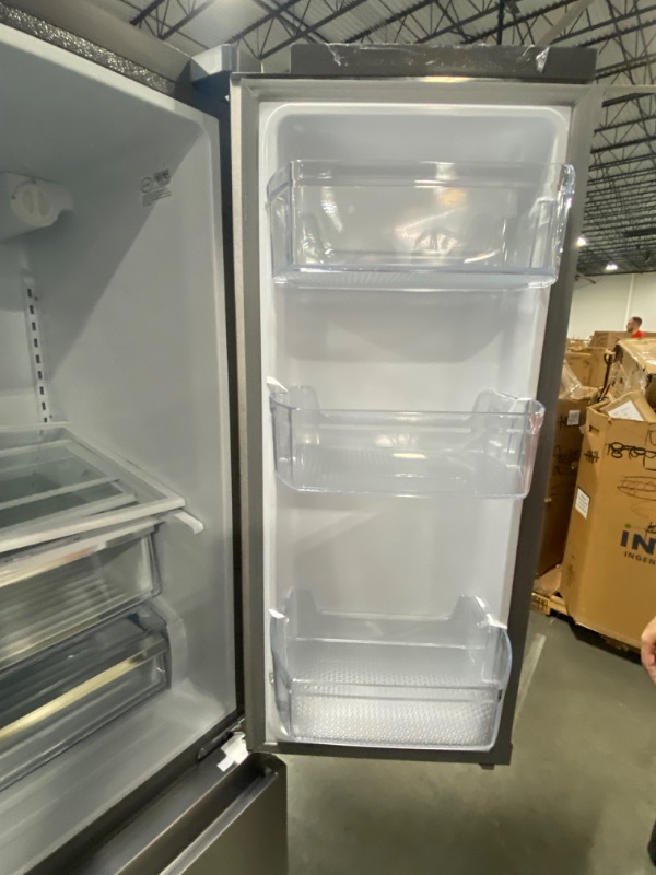 Photo 12 of Hisense 26.6-cu ft French Door Refrigerator with Ice Maker (Fingerprint Resistant Stainless Steel) ENERGY STAR
