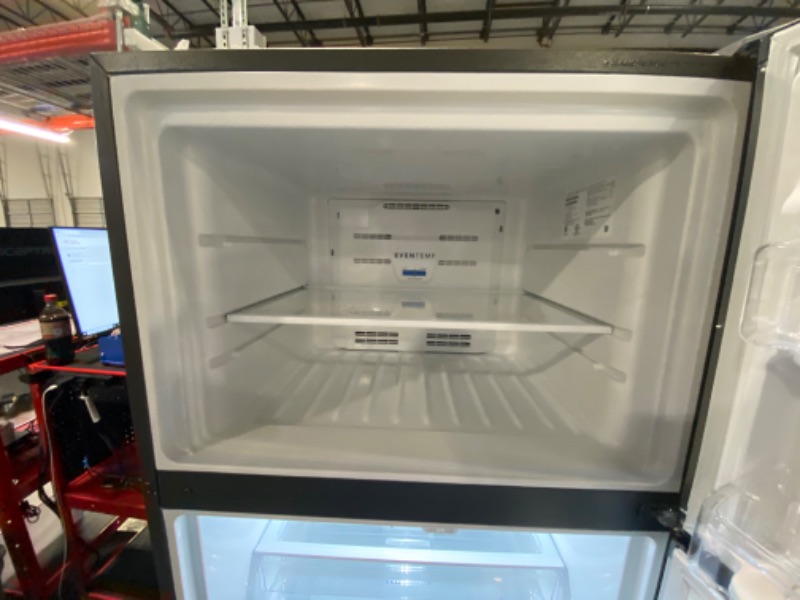 Photo 7 of Frigidaire Garage-Ready 20-cu ft Top-Freezer Refrigerator (Fingerprint Resistant Stainless Steel)
