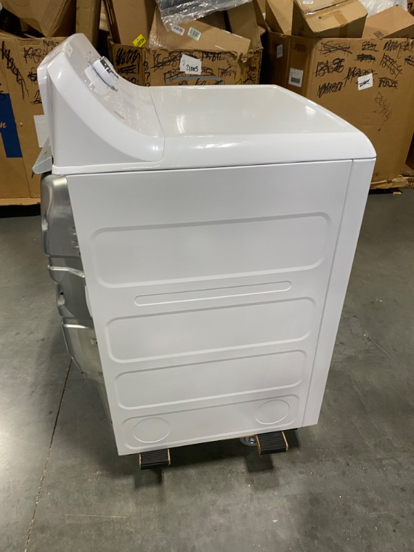 Photo 4 of GE 7.2-cu ft Electric Dryer (White)
