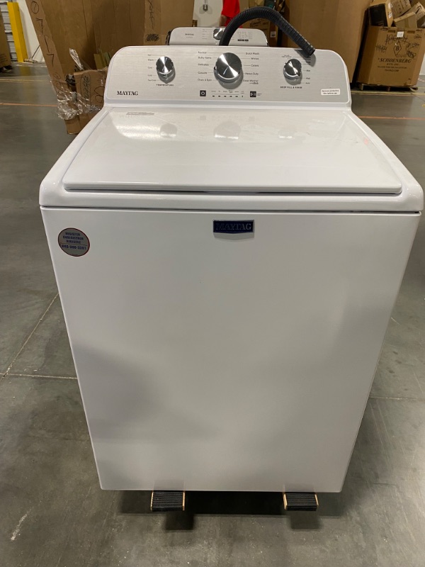 Photo 2 of Maytag 4.5-cu ft High Efficiency Agitator Top-Load Washer (White)

