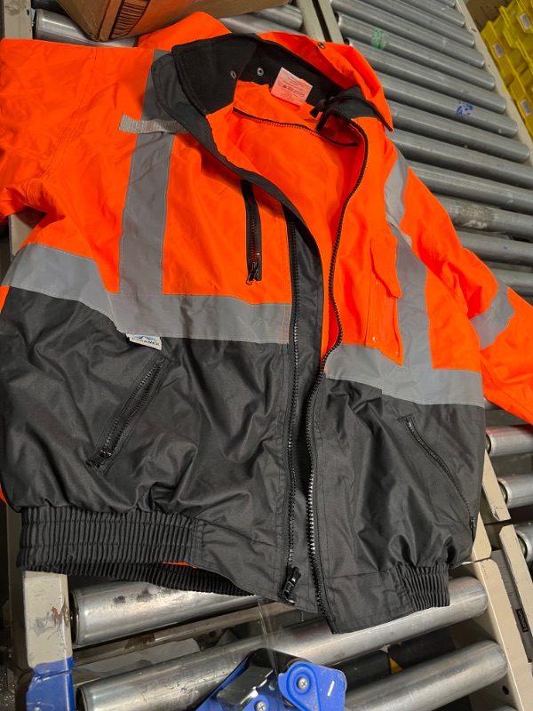 Photo 4 of Pyramex RP3120L RP31 Series Parkas Class 3 parka in orange - large Large Hi-vis Orange