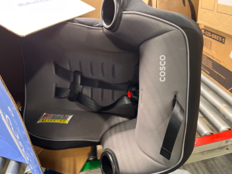 Photo 4 of Cosco Onlook 2-in-1 Convertible Car Seat, Rear-Facing 5-40 pounds and Forward-Facing 22-40 pounds and up to 43 inches, Black Arrows