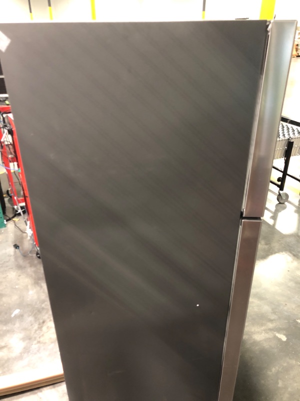 Photo 6 of Frigidaire Garage-Ready 20-cu ft Top-Freezer Refrigerator (Fingerprint Resistant Stainless Steel)

