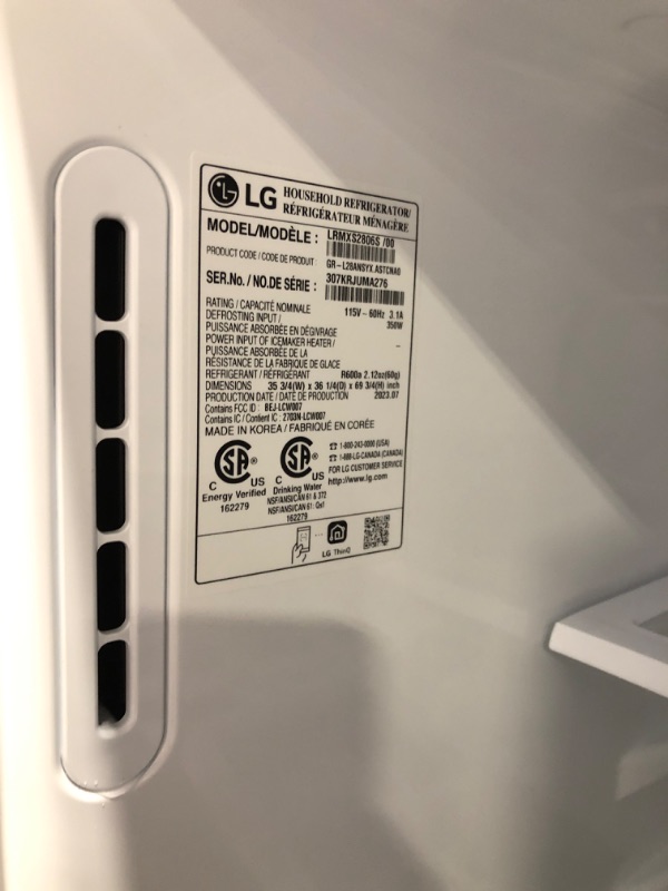 Photo 4 of LG Craft Ice Smart WiFi Enabled 27.8-cu ft 4-Door Smart French Door Refrigerator with Dual Ice Maker (Fingerprint Resistant) ENERGY STAR
(nonfunctional) 