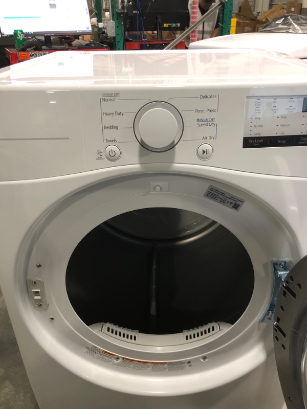 Photo 8 of LG 7.4-cu ft Stackable Electric Dryer (White) ENERGY STAR
