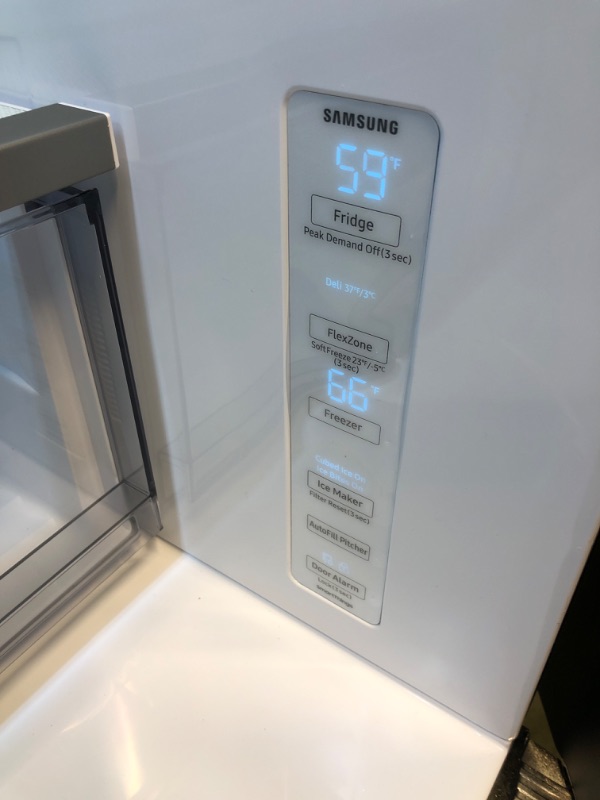 Photo 4 of Samsung Bespoke 28.8-cu ft 4-Door Smart French Door Refrigerator with Dual Ice Maker and Door within Door (Stainless Steel- All Panels) ENERGY STAR
