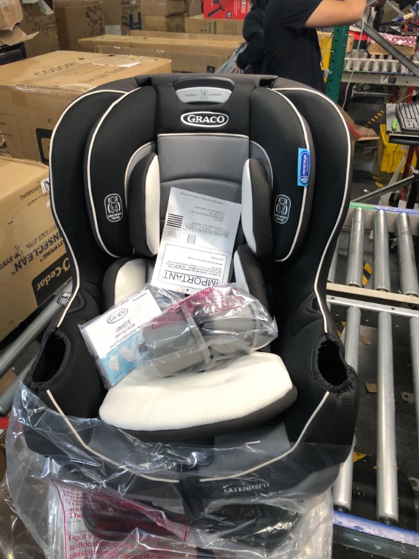Photo 1 of Graco Extend2Fit Convertible Car Seat, Gotham