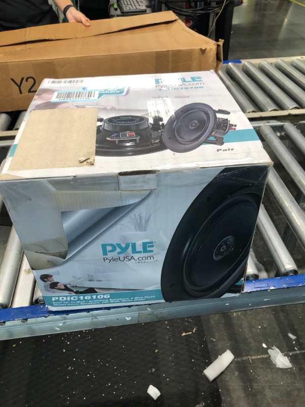 Photo 2 of Pyle Pair 10” Flush Mount in-Wall in-Ceiling 2-Way Speaker System Spring Loaded Quick Connections Changeable Round/Square Grill Stereo Sound Polypropylene Cone Polymer Tweeter 300 Watts (PDIC16106)