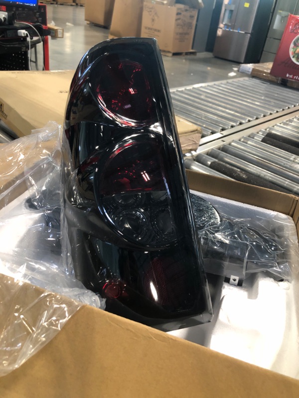 Photo 2 of MILLION PARTS Tail Light Assembly Pair Compatible with 1999-2006 Silverado 1500 1999-2006 GMC Sierra 2500 Driver and Passenger Side Assembly Replacement Pair