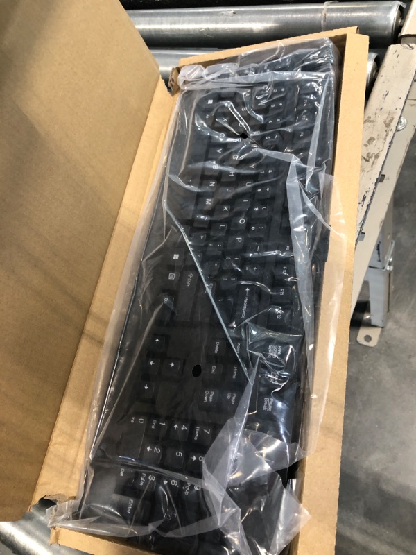 Photo 2 of Lenovo Preferred Pro II Wired External USB Keyboard ( 4X30M86879) Factory Sealed Retail Product For USA, black