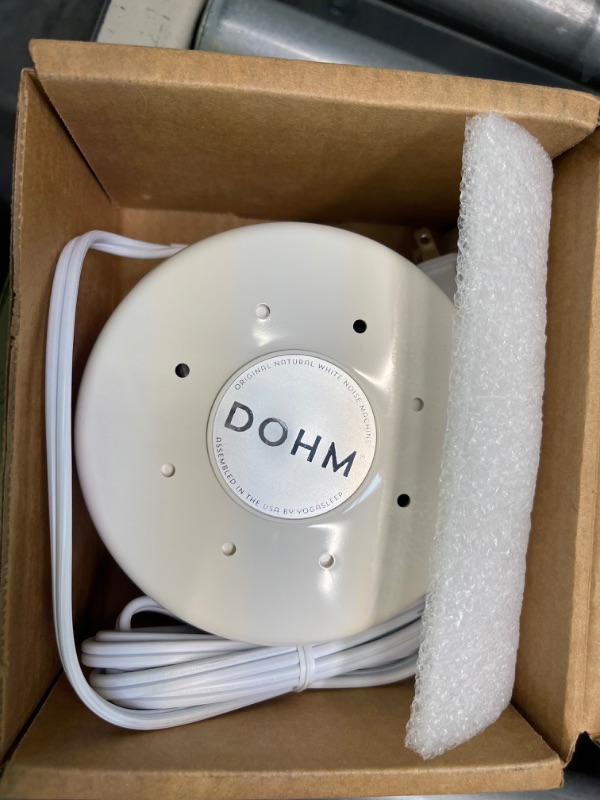 Photo 2 of Marpac Dohm Classic The Original White Noise Machine Featuring Soothing Natural Sound from a Real Fan, White 1-Pack Dohm Classic White 1 Count (Pack of 1)