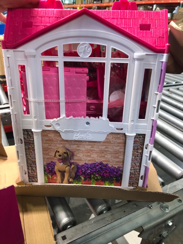 Photo 4 of Barbie Glam Getaway Portable Dollhouse, 1 Story with Furniture, Accessories and Carrying Handle, for 3 to 7 Year Olds