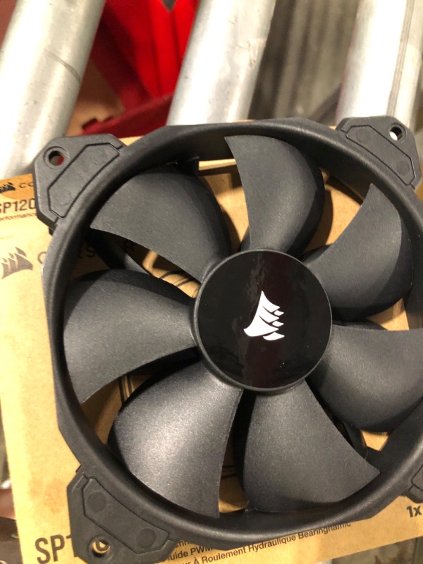 Photo 3 of Corsair SP120 Elite, 120mm PWM Hydraulic Bearing Case Fan with CORSAIR AirGuide Technology - Low-Noise, 24.7 dBA, Fan Speeds from 300 RPM - 1,300 RPM, 45.4 CFM, Single Pack - Black