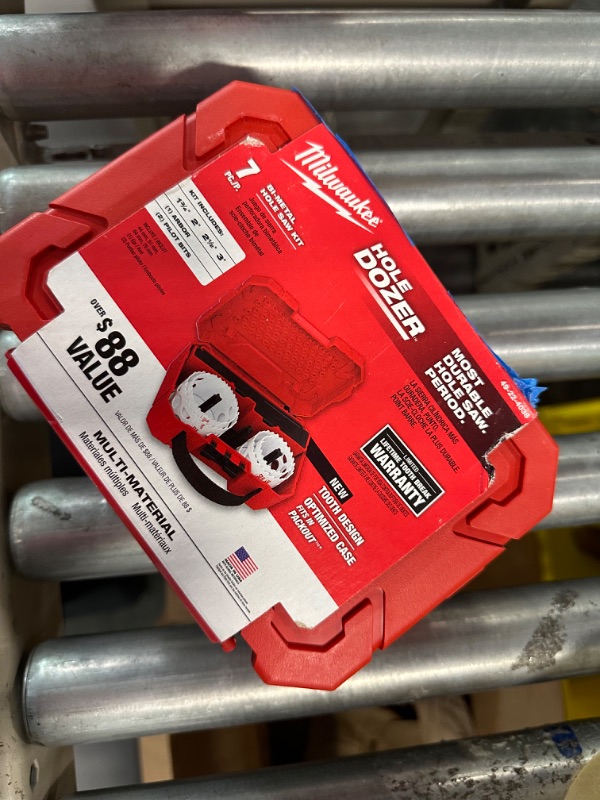 Photo 1 of Hole Dozer Bi-Metal Hole Saw Kit (7-Piece)