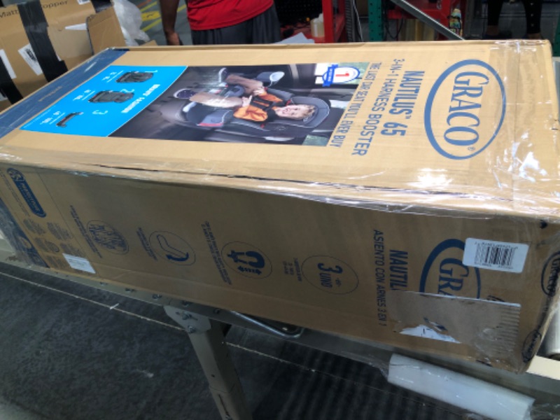Photo 1 of Graco SlimFit 3 in 1 Car Seat -Slim & Comfy Design Saves Space in Your Back Seat, Darcie, One Size SlimFit Darcie