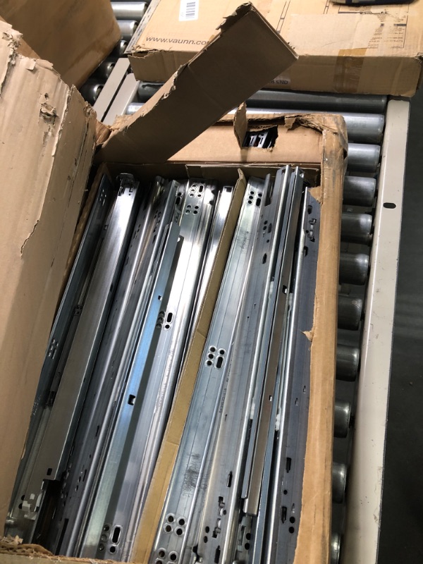 Photo 3 of Bundle - BLUM TANDEM Drawer Slides with BLUMOTION. Includes Slides 563H, Locking Devices, Rear Mounting Brackets, Screws and Instructions. 21" (Set of 6)