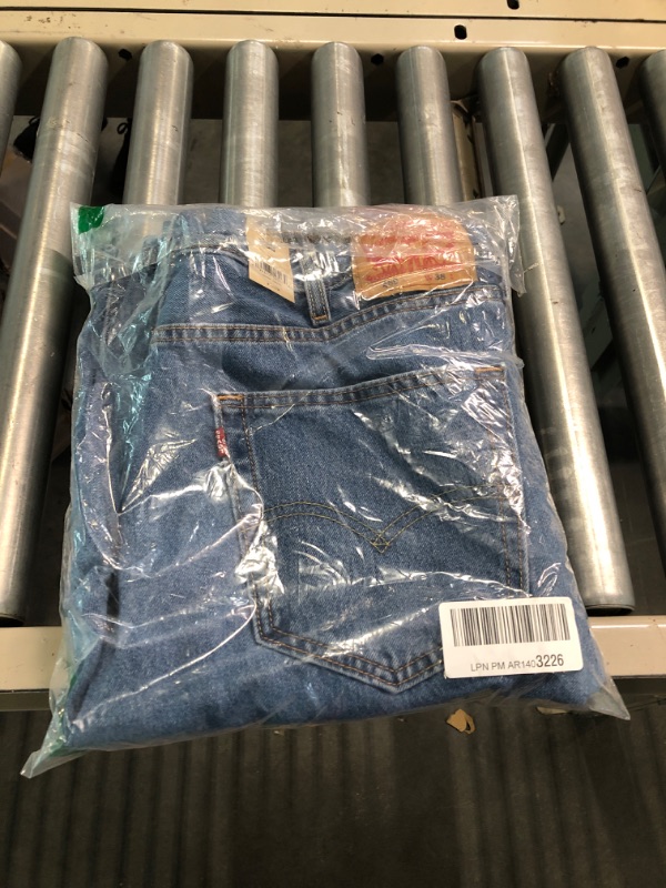 Photo 2 of Levi's Men's 569 Loose Straight Denim Shorts Standard 38 Medium Score - Medium Indigo