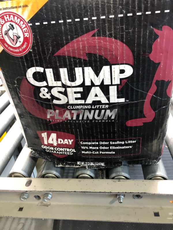 Photo 2 of ARM & HAMMER Clump & Seal Platinum Cat Litter 27.5 lb