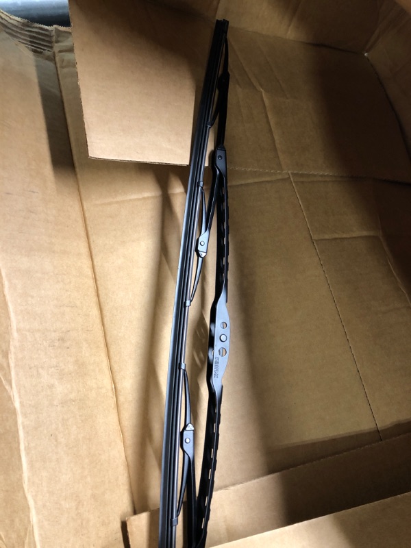 Photo 2 of 32" AutoTex Heavy Duty 78 Series Wiper Blade