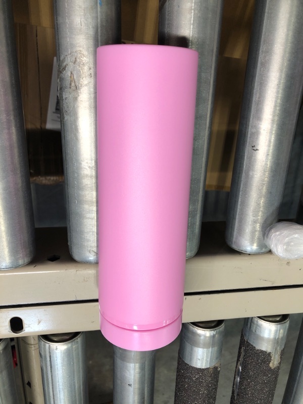 Photo 1 of 24 oz pink plastic bottle  