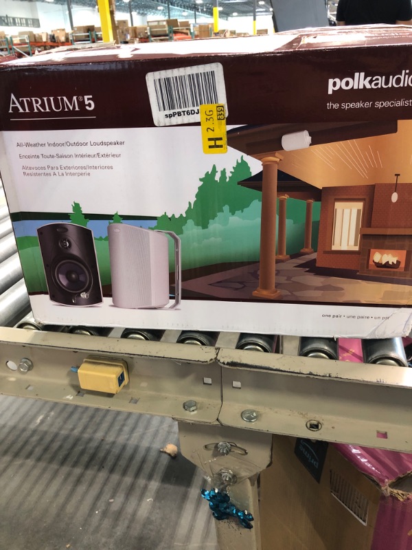 Photo 2 of Polk Audio Atrium 5 Outdoor Speakers with Powerful Bass (Pair, White), All-Weather Durability, Broad Sound Coverage, Speed-Lock Mounting System and $20 Amazon.com Gift Card