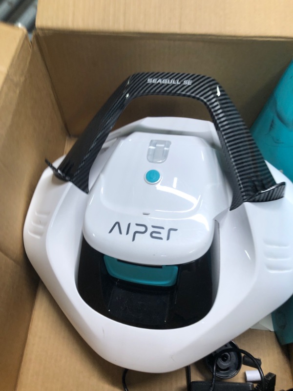 Photo 2 of AIPER Cordless Robotic Pool Cleaner, Pool Vacuum with Dual-Drive Motors, Self-Parking, Lightweight, Perfect for Above/In-Ground Flat Pools up to 35 Feet (Lasts 50 Mins) - Seagull 600 White
HEAVY USED