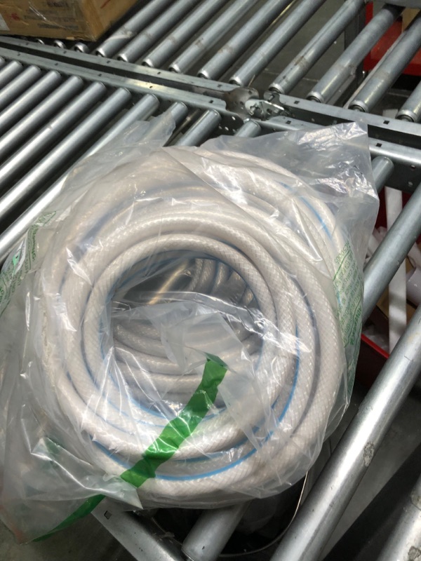 Photo 1 of Camco TastePURE Drinking Water Hose for RV, 50 Feet, White (22753) 50'1/2''