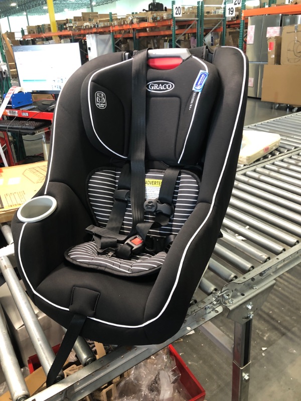 Photo 2 of Graco Admiral 65 Convertible Car Seat, Studio
