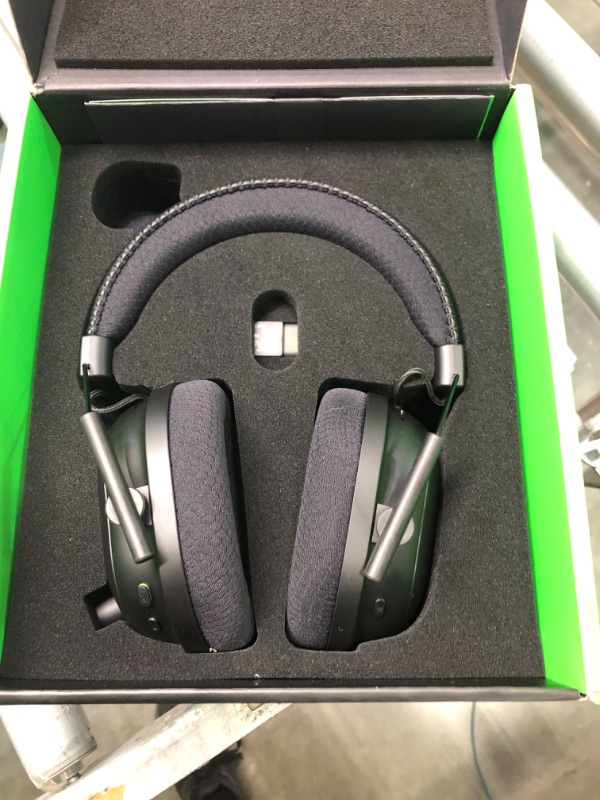 Photo 3 of NEW Razer BlackShark V2 Pro Wireless Gaming Headset 2023 Edition: 50MM Titanium Drivers - HyperClear Super Wideband Mic - Noise-isolating Earcups - Ultra-Soft Memory Foam- 70 Hour Battery Life - Black Black Generation 2