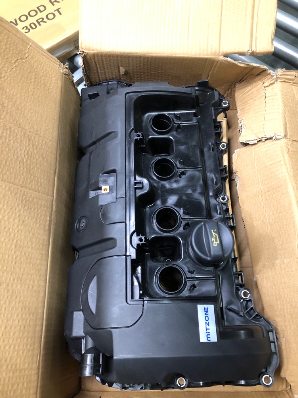 Photo 3 of MITZONE Cylinder Head Valve Cover Compatible for 2007-2015 Mini Cooper Base R55-R61 non-S N16/N12 1.6L Replace # 11127646554
***Missing accessories*** 