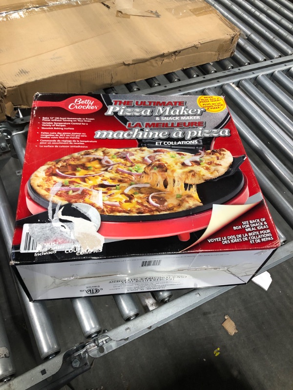 Photo 1 of Betty Crocker BC-4958CR Pizza Plus Meal Electric Food Makers, 12 inch, Red With Variable Temperature Control