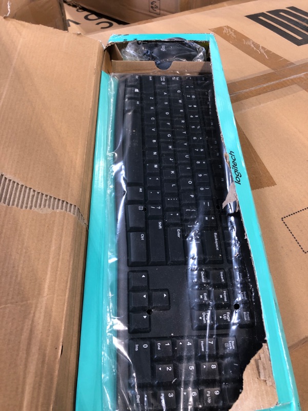 Photo 1 of Logitech Mk270 Wireless Keyboard and Mouse Combo