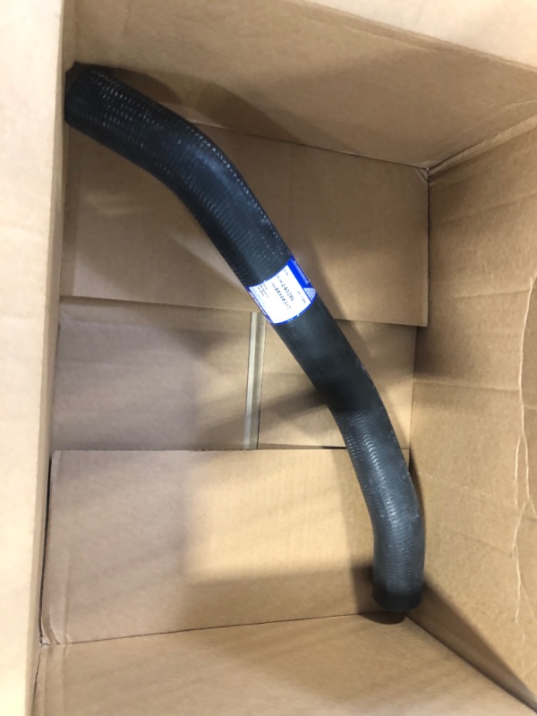 Photo 3 of ACDelco Gold 24028L Molded Upper Radiator Hose