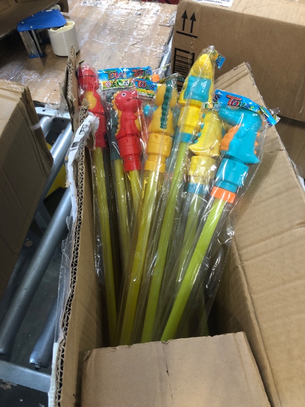 Photo 1 of Leyndo 10pc Water Guns for Kids Bulk 18.8'' Summer Toy Swimming Pool Toys Water Squirter for Kids Water Toys Water Shooter Toys Water Squirt Water Fighting Guns Birthday Summer Pool Party Favor